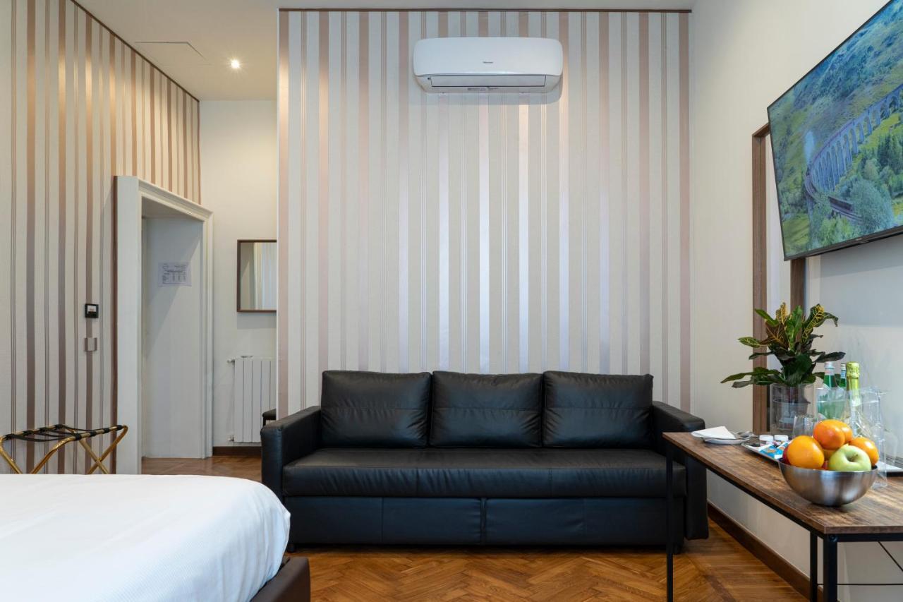Varese Suites Exterior photo